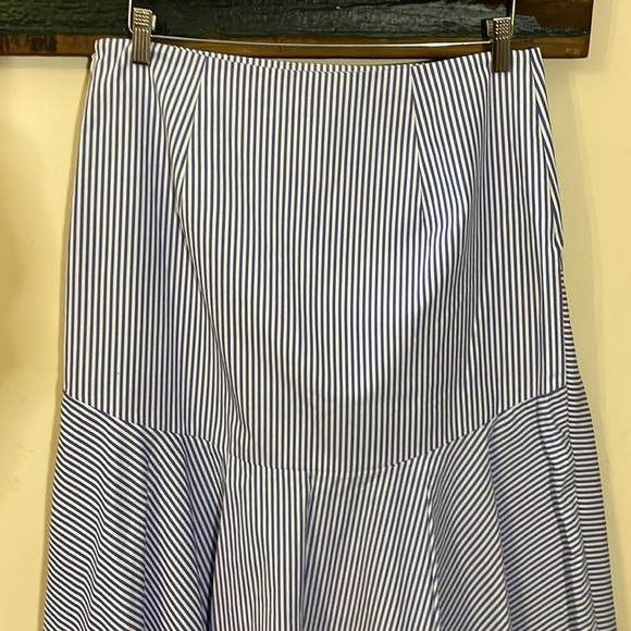 Nordstrom Signature Blue and White Striped Pleated Asymmetrical Skirt Size 12 - Picture 11 of 16